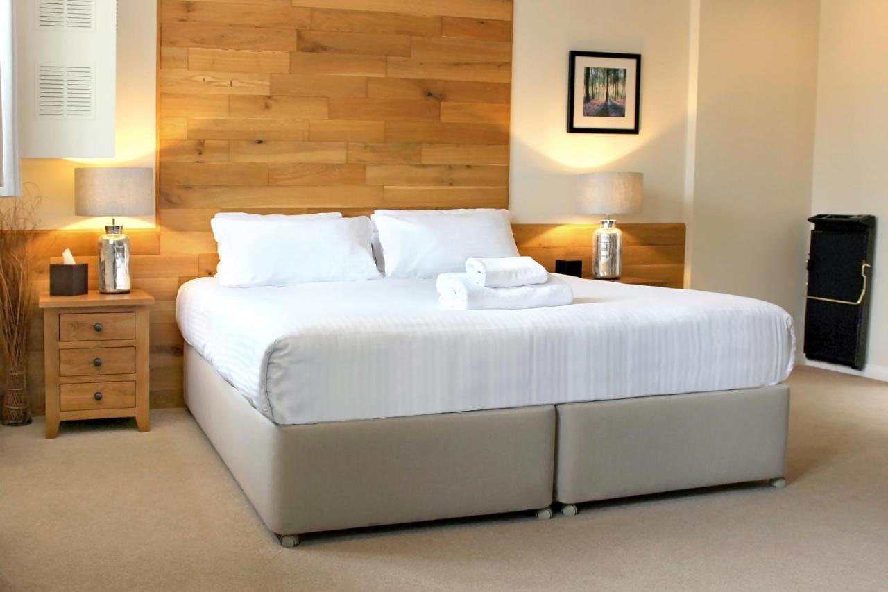 Wickwoods Hotel Albourne ภายนอก รูปภาพ